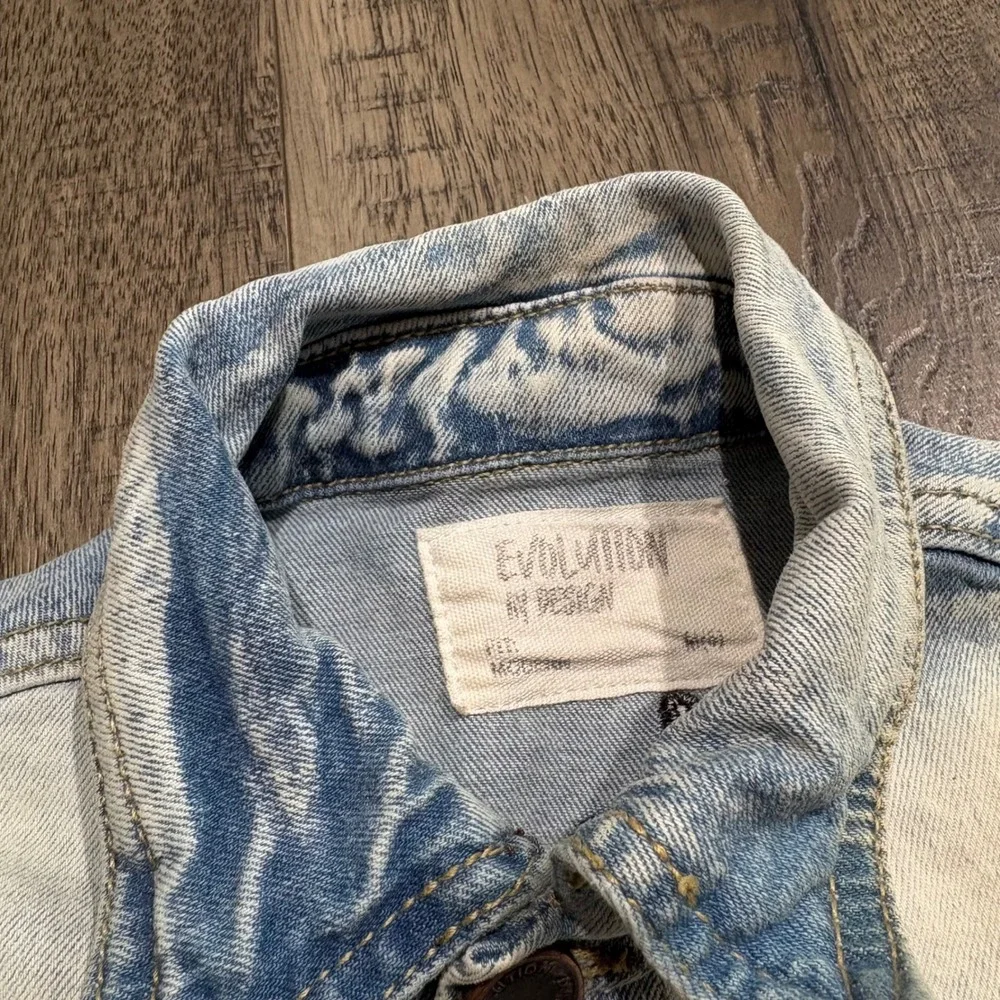 Evolution In Design‎ Denim Jacket Kids Size 5 Blue Gothic Patch Distressed